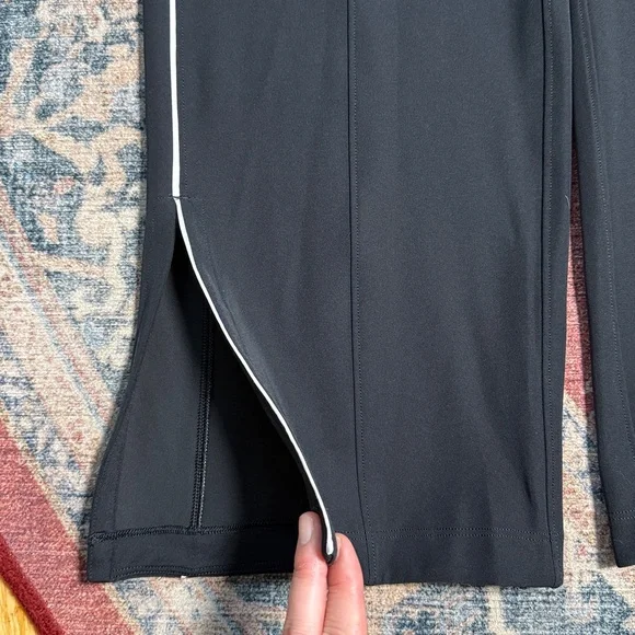 LULULEMON On the Right Track Pant Size 6 - Picture 9 of 14